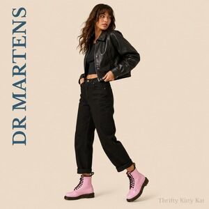 Dr Martens 26425 Patent Leather 8 Eye Lace Up Combat Boots Pink Black Punkcore 6